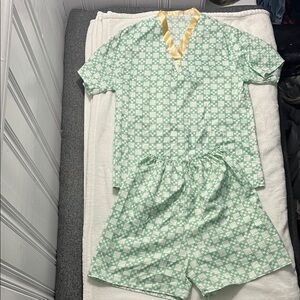 Green Checkered Spa Set